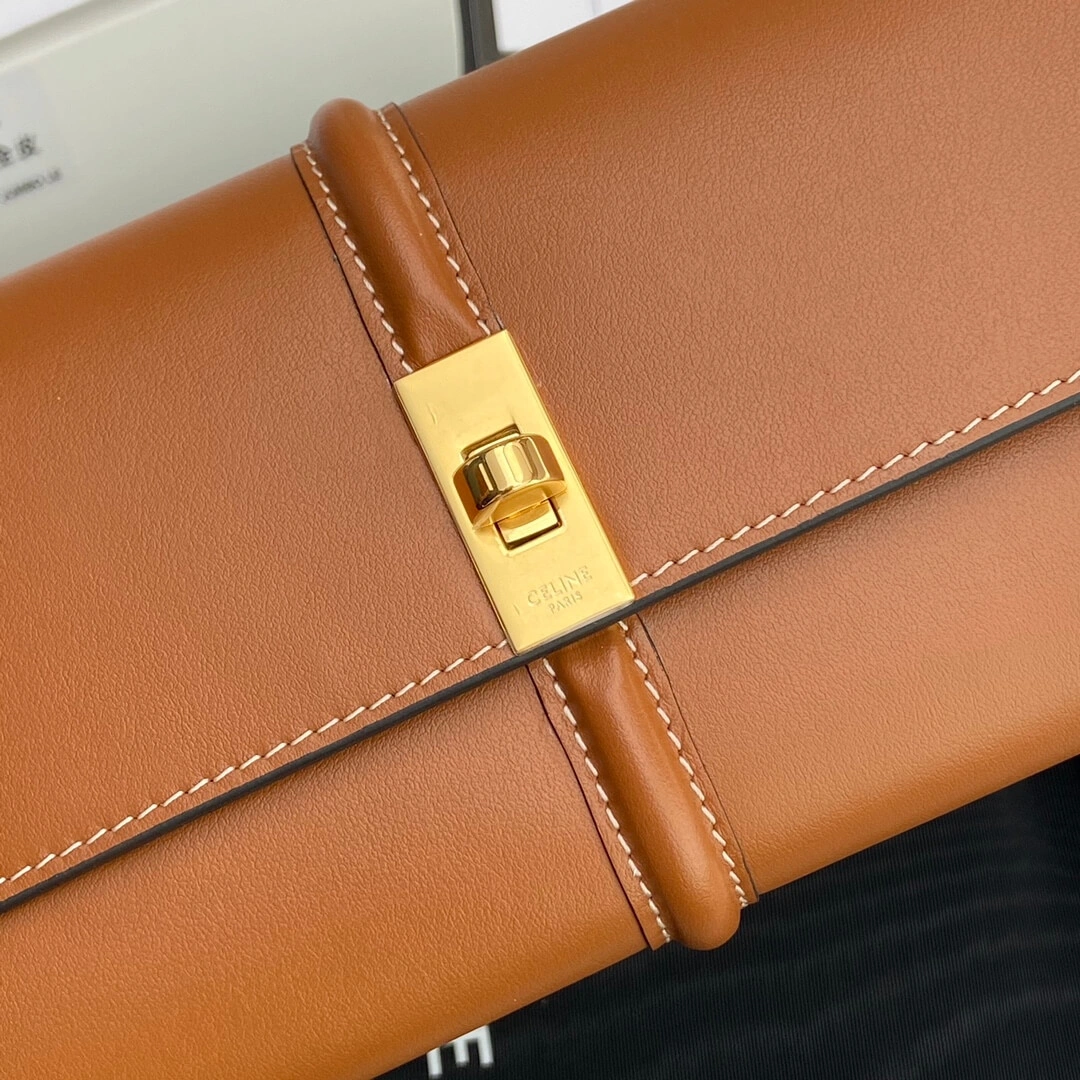 CELINE 16 Large Wallet in Shiny Calf Leather ZipUp 2587