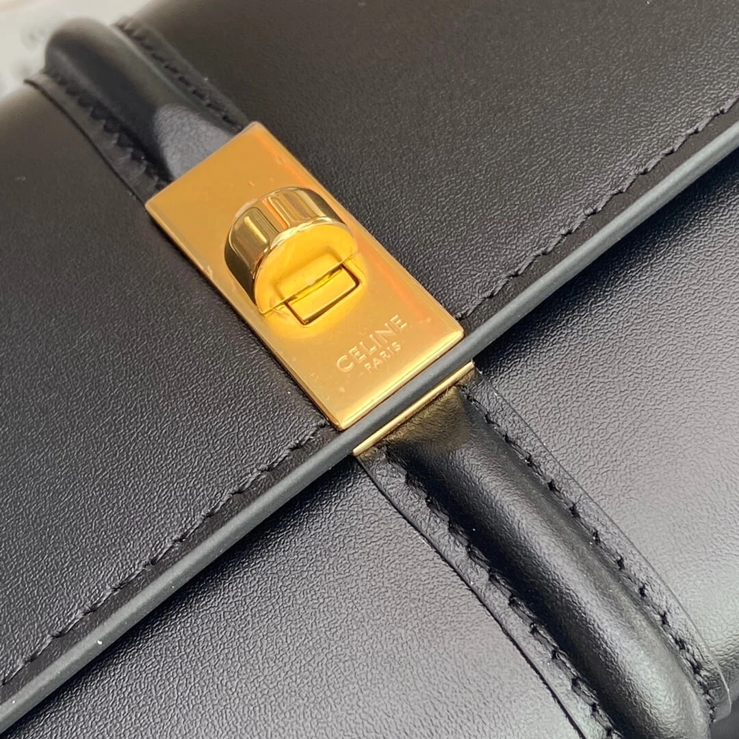 Elegant CELINE 16 Large Wallet in Shiny Calf Leather 2579