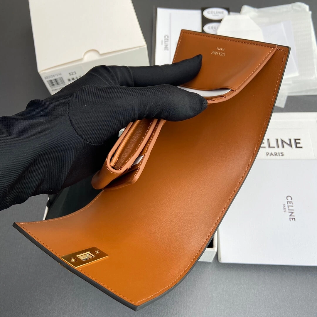 EasyMatch CELINE 16 Small Wallet in Shiny Calf Leather 2585