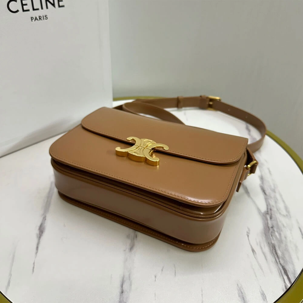 EyeCatching CELINE CLASSIQUE TRIOMPHE BAG in shiny calfskin(HIGH-END GRADE) 2504