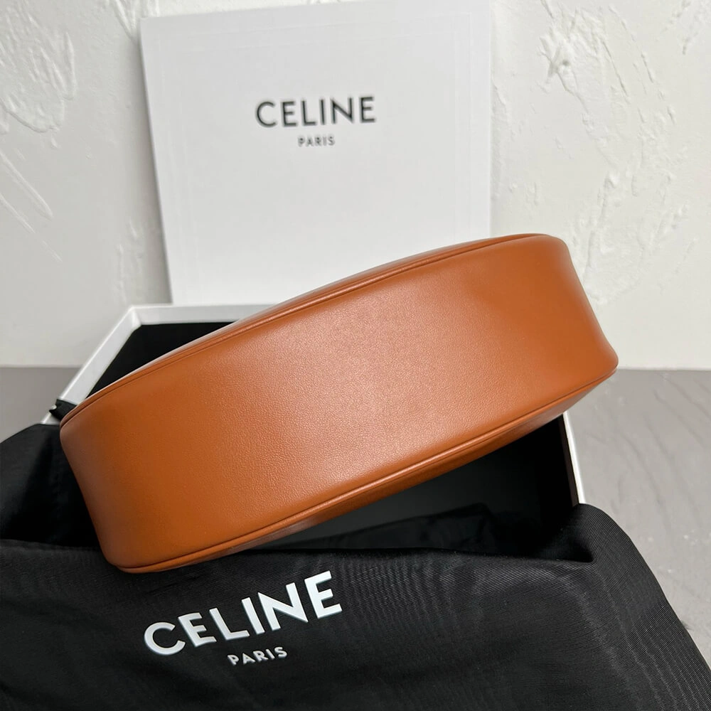 OnTrend CELINE MEDIUM AVA TRIOMPHE BAG in Smooth Calfskin 2551