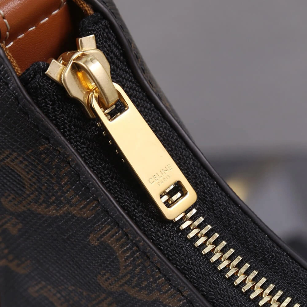 Durable CELINE MEDIUM AVA TRIOMPHE BAG in Triomphe Canvas and calfskin 2544
