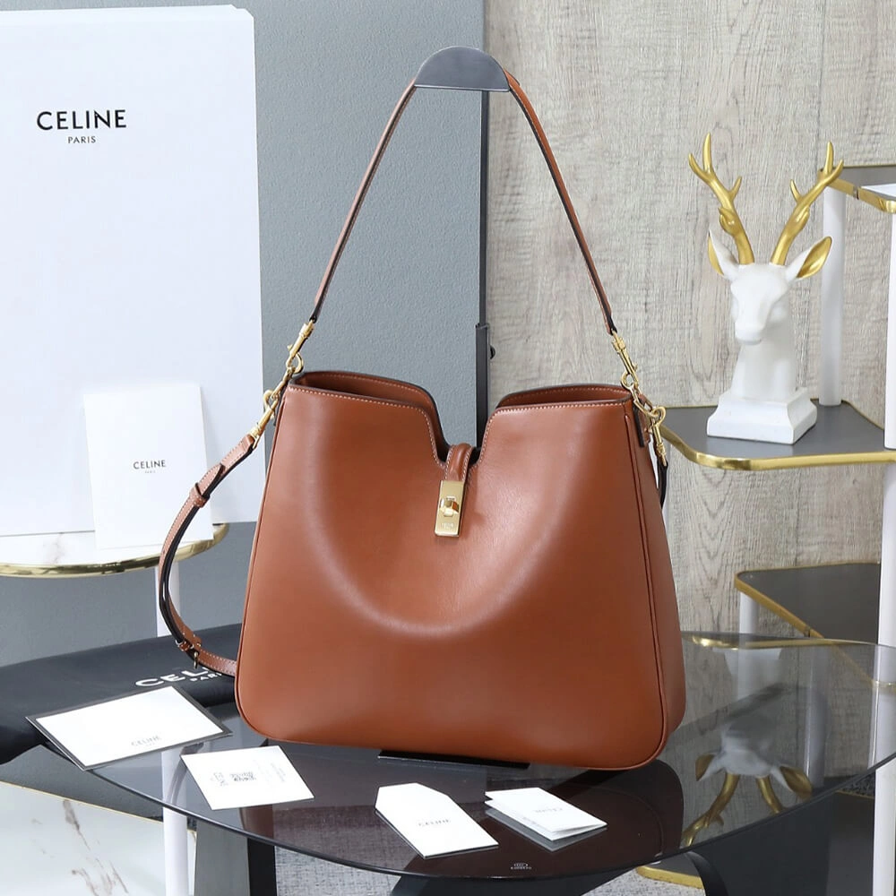 CELINE MEDIUM CAMILLE 16 SOFT BAG IN SMOOTH CALFSKIN(HIGH-END GRADE) Compact 2499