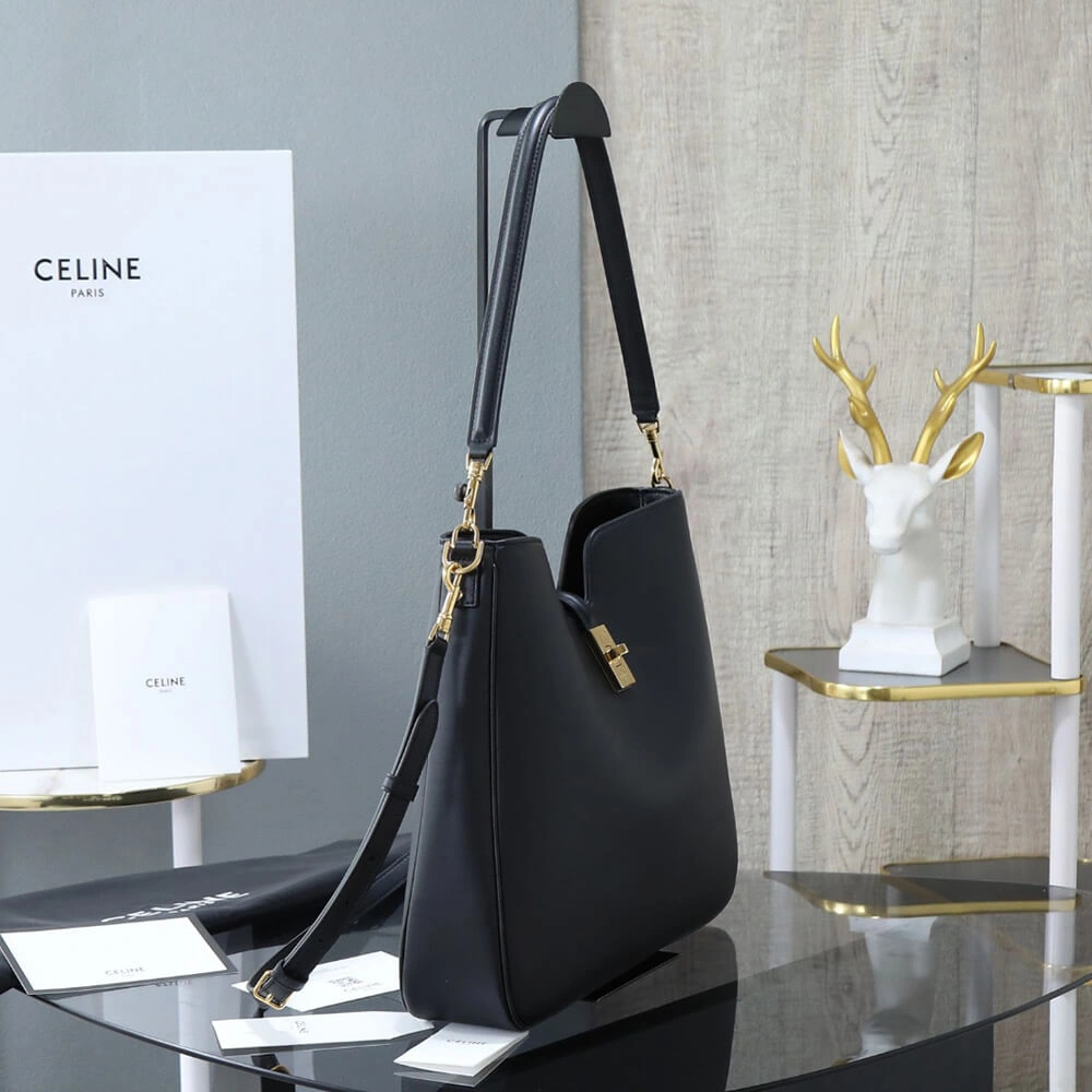CELINE MEDIUM CAMILLE 16 SOFT BAG IN SMOOTH CALFSKIN(HIGH-END GRADE) Effortless 2524