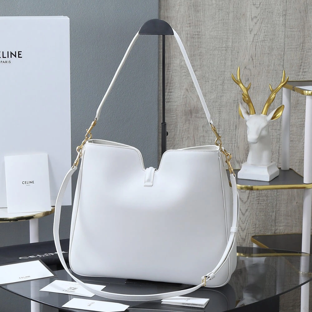 Breathable CELINE MEDIUM CAMILLE 16 SOFT BAG IN SMOOTH CALFSKIN(HIGH-END GRADE) 2496