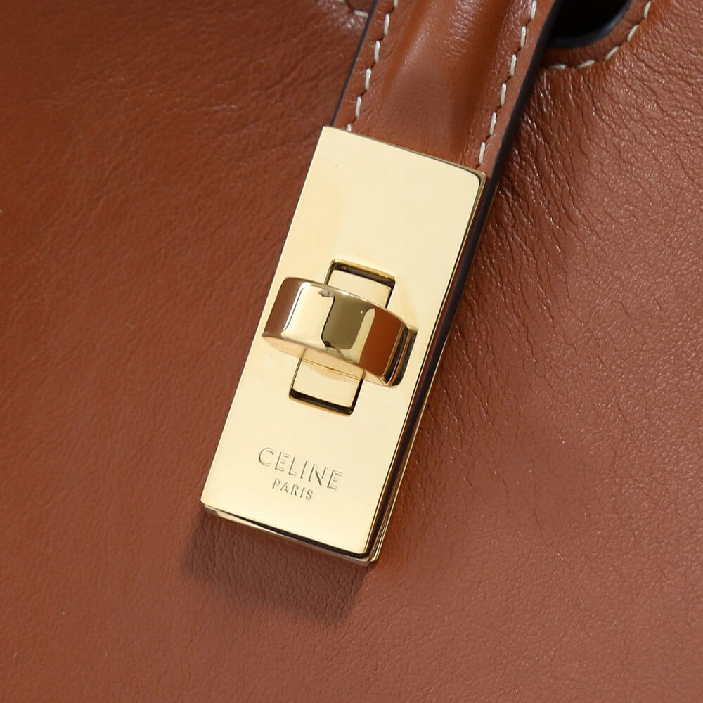CELINE MEDIUM CAMILLE 16 SOFT BAG IN SMOOTH CALFSKIN(HIGH-END GRADE) Compact 2499