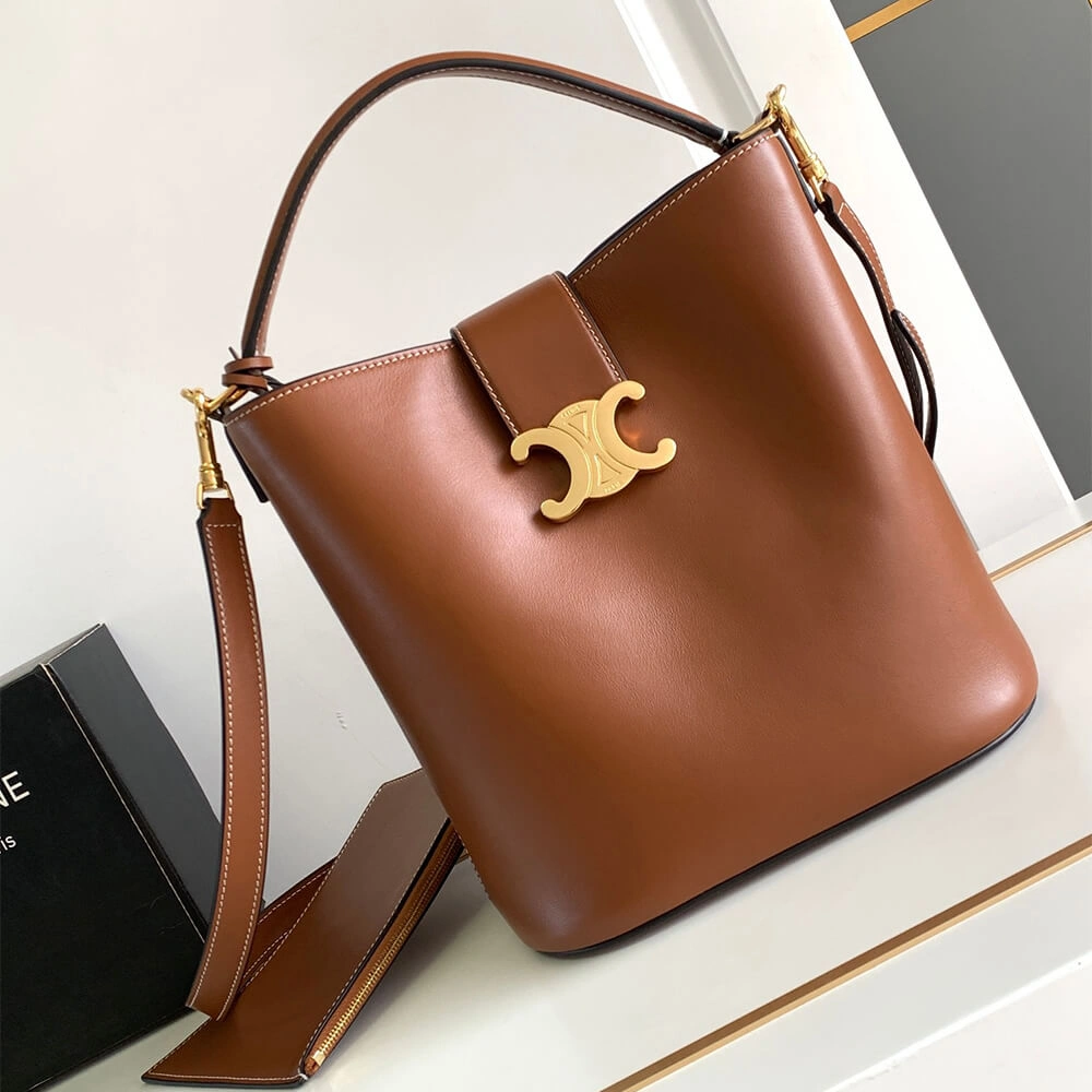CELINE MEDIUM LOUISE BAG in SMOOTH CALFSKIN Compact 2535