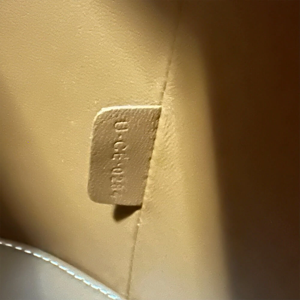 Cozy CELINE MEDIUM LOUISE BAG in SUEDE CALFSKIN 2510