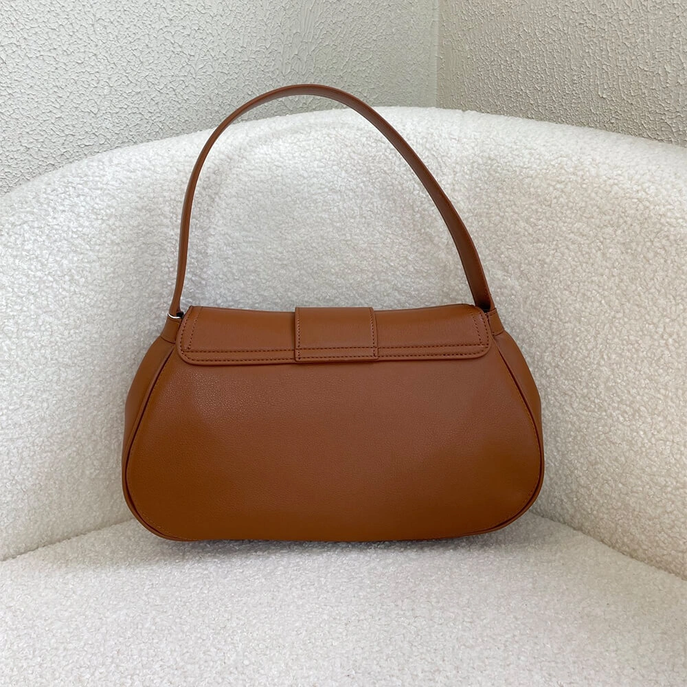 CELINE Medium POLLY bag in soft calfskin Reliable 2560