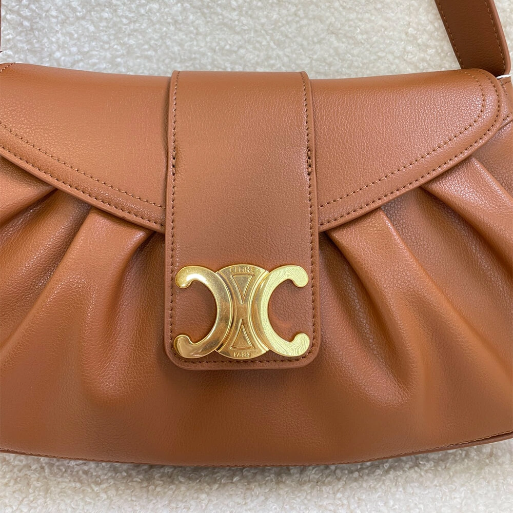CELINE Medium POLLY bag in soft calfskin Reliable 2560