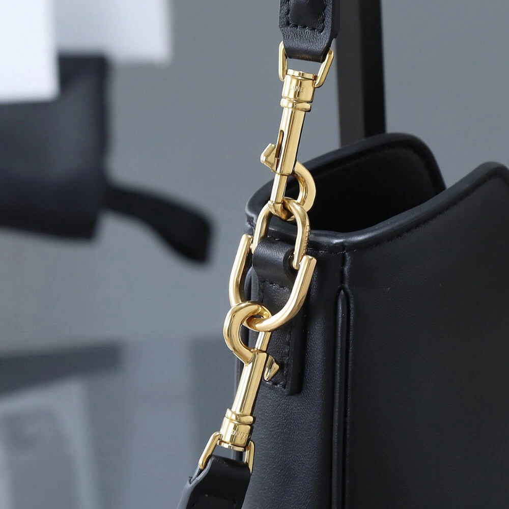 Supportive CELINE SMALL CAMILLE 16 SOFT BAG IN SMOOTH CALFSKIN(HIGH-END GRADE) 2511