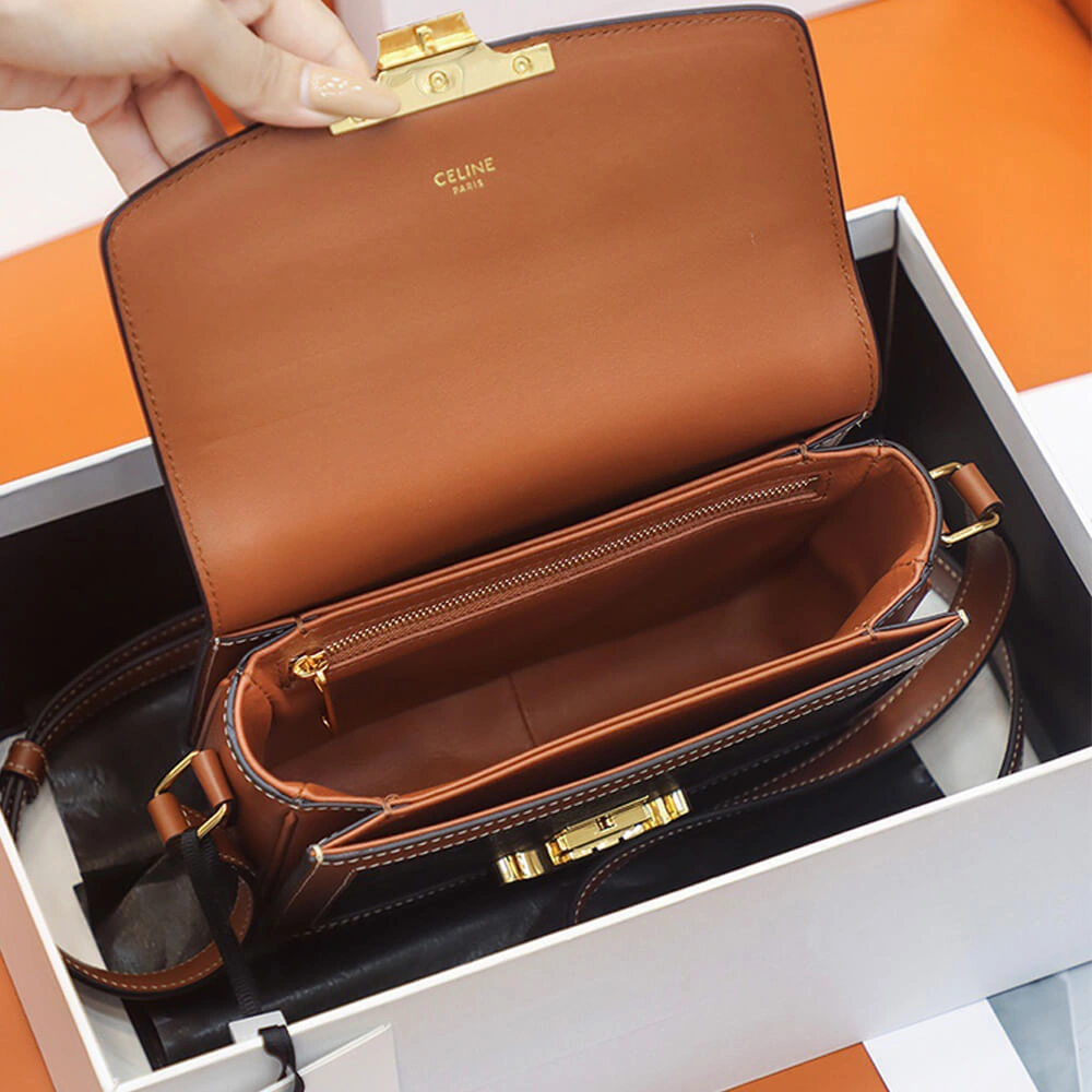 CELINE TEEN TRIOMPHE BAG Effortless 2485