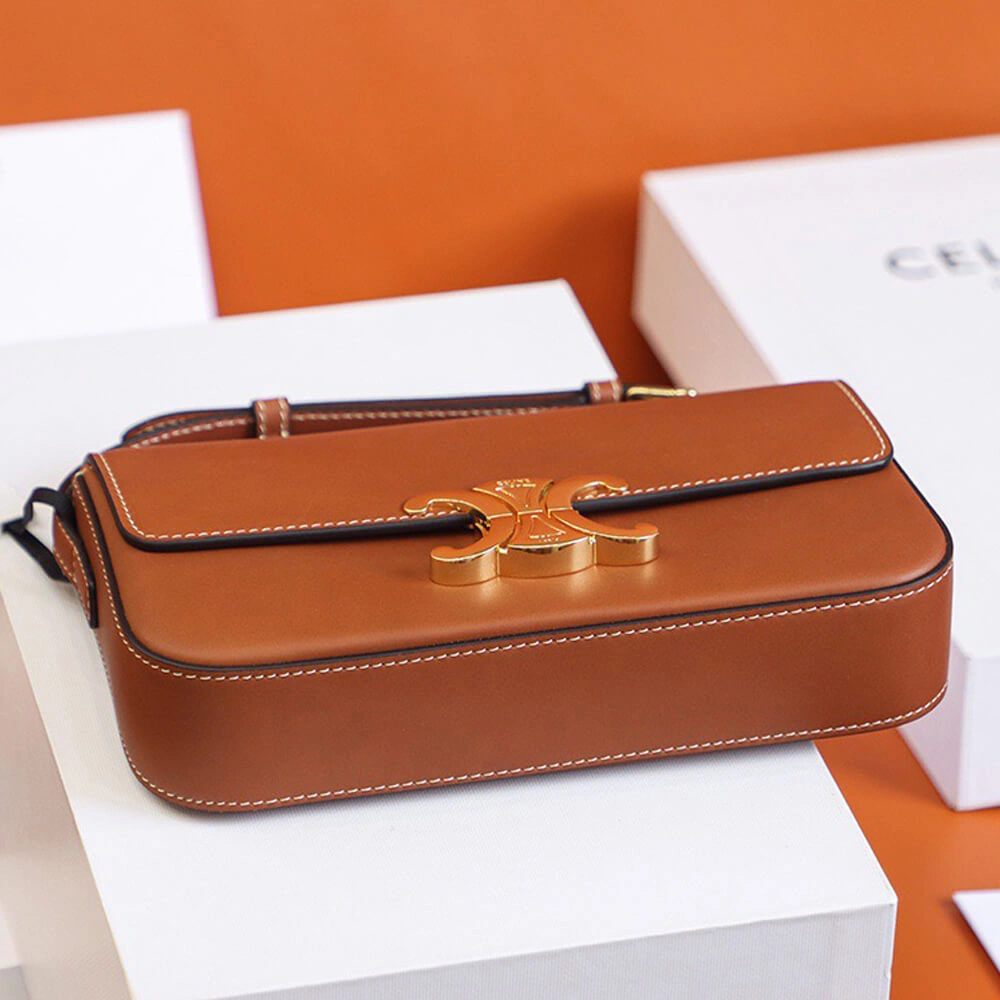 CELINE TRIOMPHE SHOULDER BAG Effortless 2537