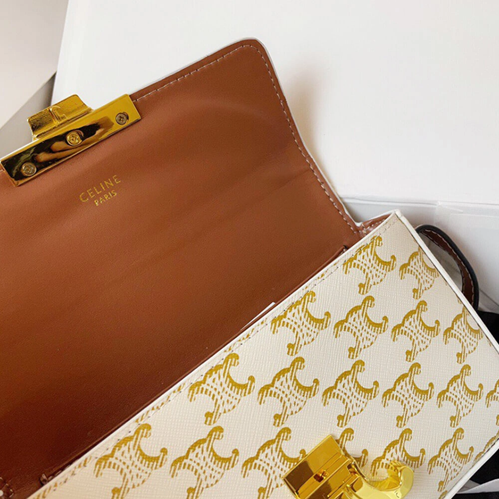 AllSeason CELINE TRIOMPHE SHOULDER BAG 2461