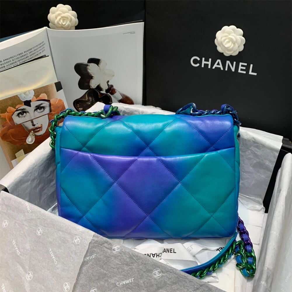 CHANEL 19 Handbag Durable 1699