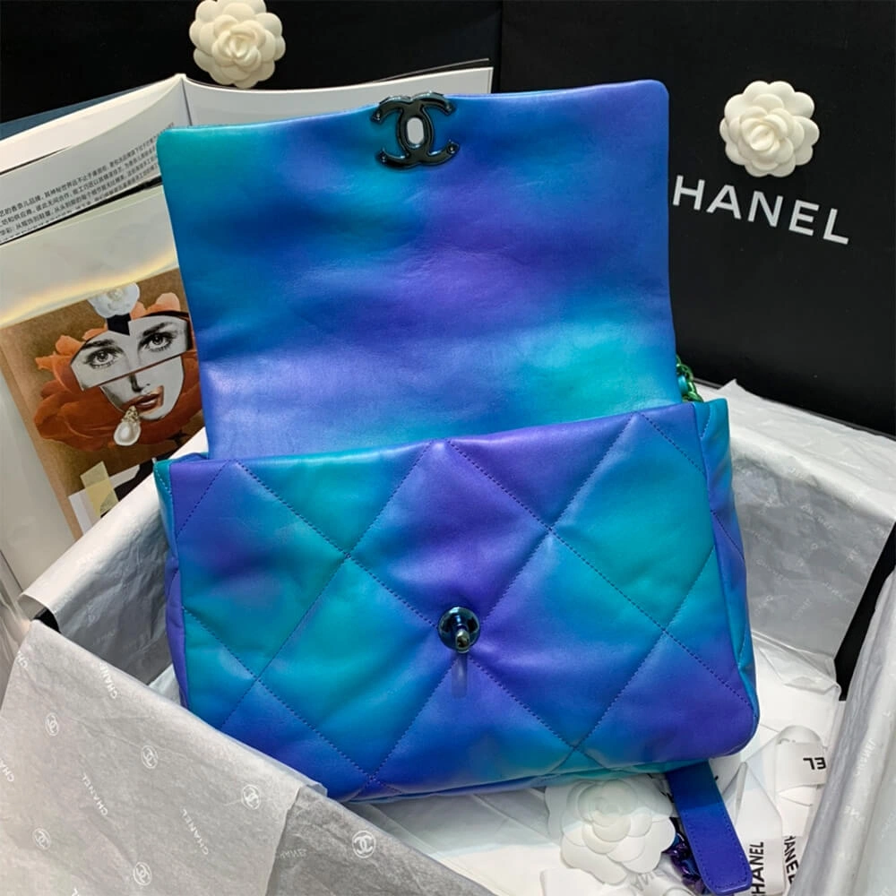 CHANEL 19 Handbag Durable 1699