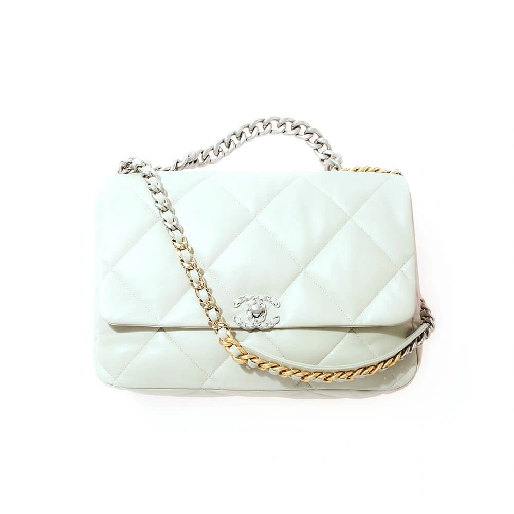 CHANEL 19 MAXI HANDBAG Breathable 1657