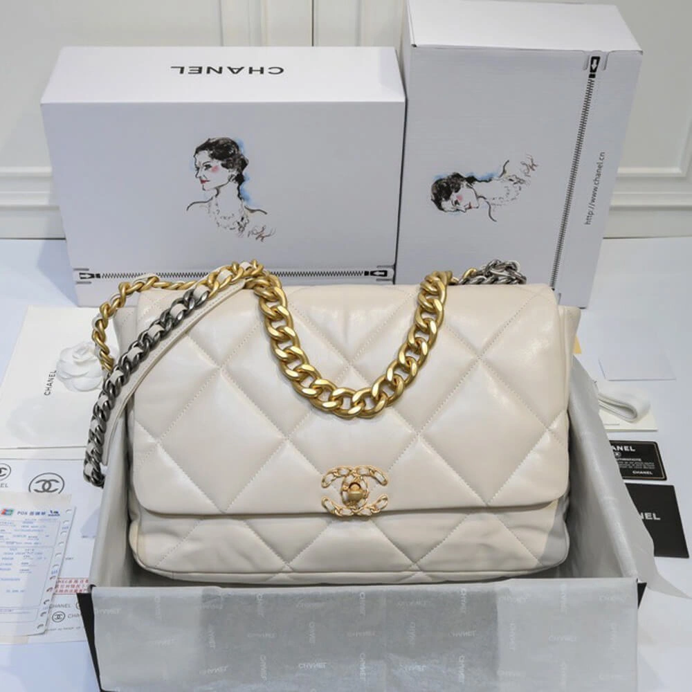 CHANEL 19 MAXI HANDBAG Breathable 1657