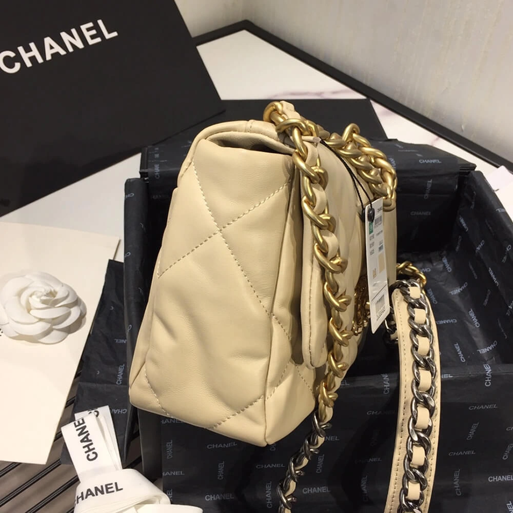 EasyMatch CHANEL 19 Small Flap Bag 1686