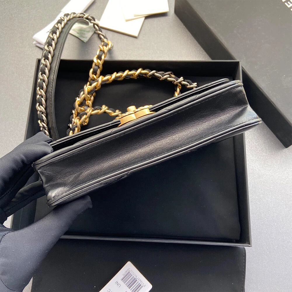 CHANEL 19 Wallet on Chain(high-end grade) Casual 1376