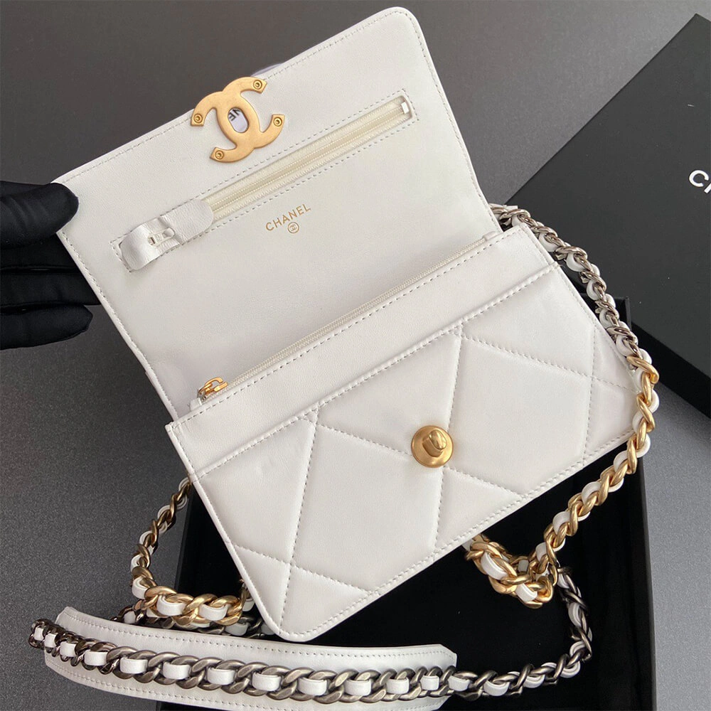 CHANEL 19 Wallet on Chain(high-end grade) Flexible 1347