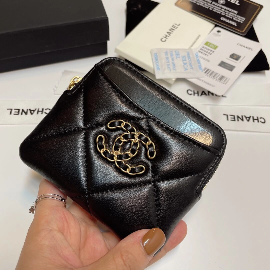 Lightweight CHANEL 19 Zipper Coin Wallet 1332
