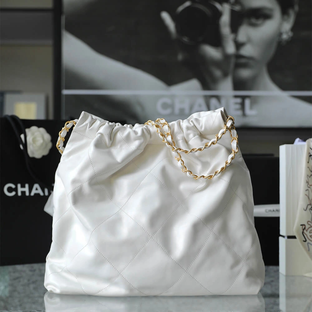 CHANEL 22 HANDBAG(high-end grade) MoistureWicking 1523