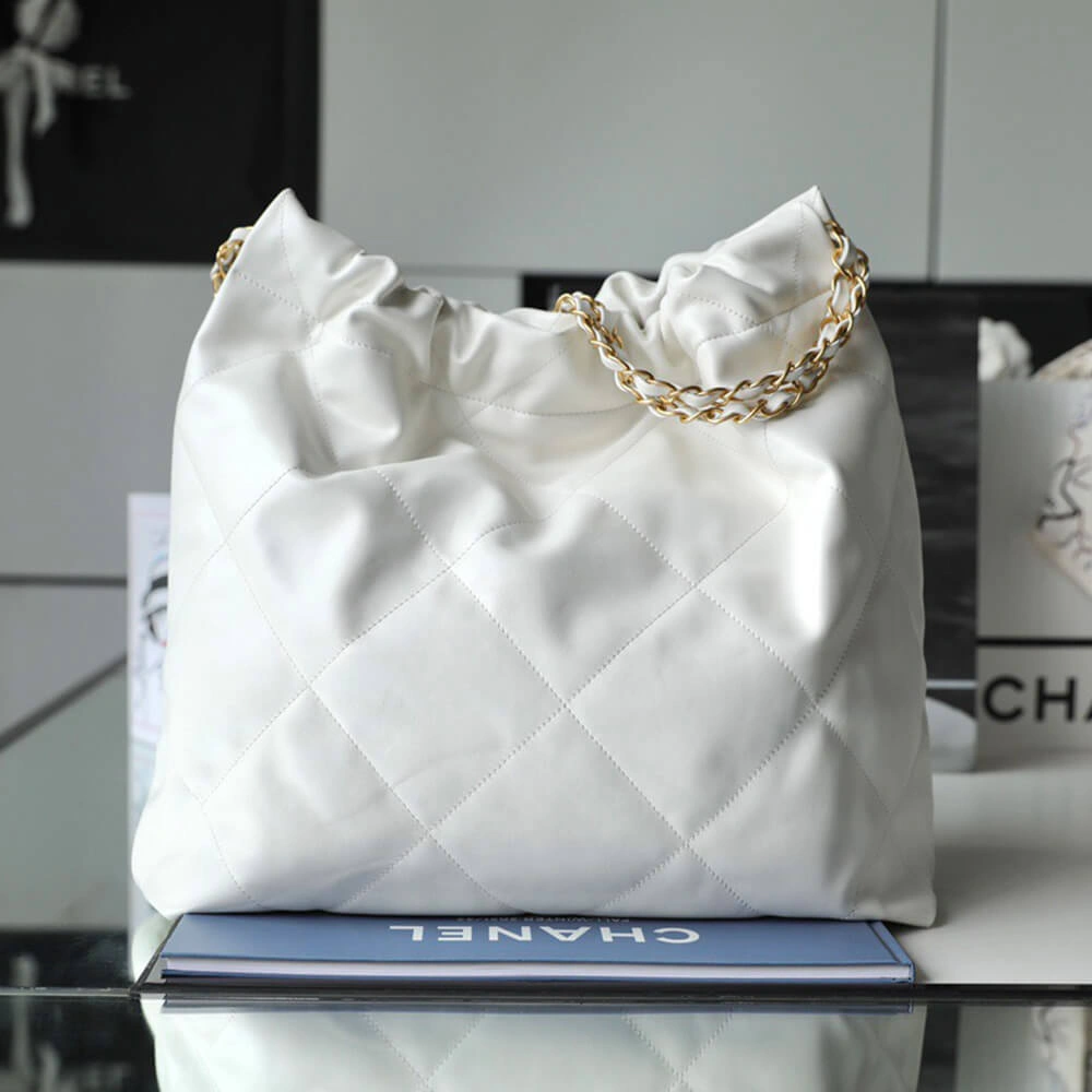CHANEL 22 HANDBAG(high-end grade) Trendsetting 1515