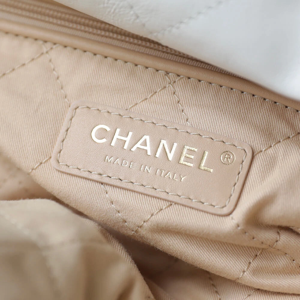 CHANEL 22 HANDBAG(high-end grade) MoistureWicking 1523