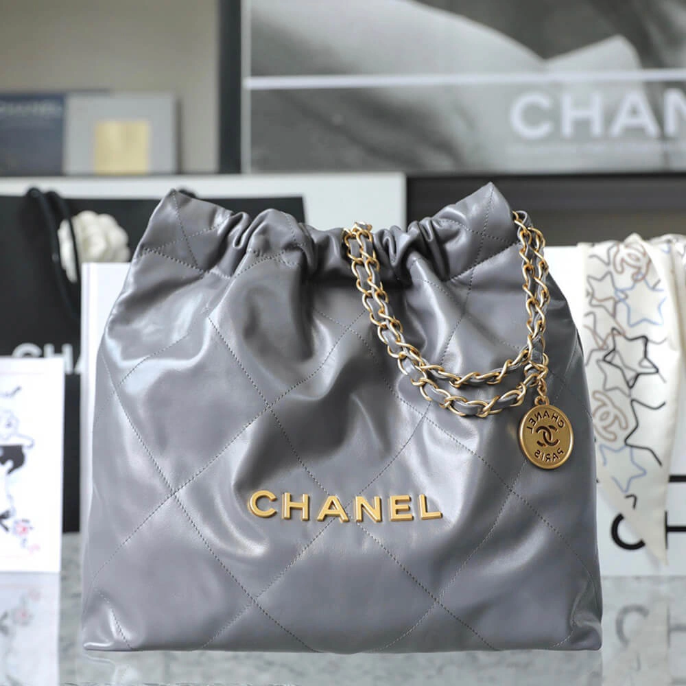 CHANEL 22 SMALL HANDBAG(high-end grade) Practical 1529