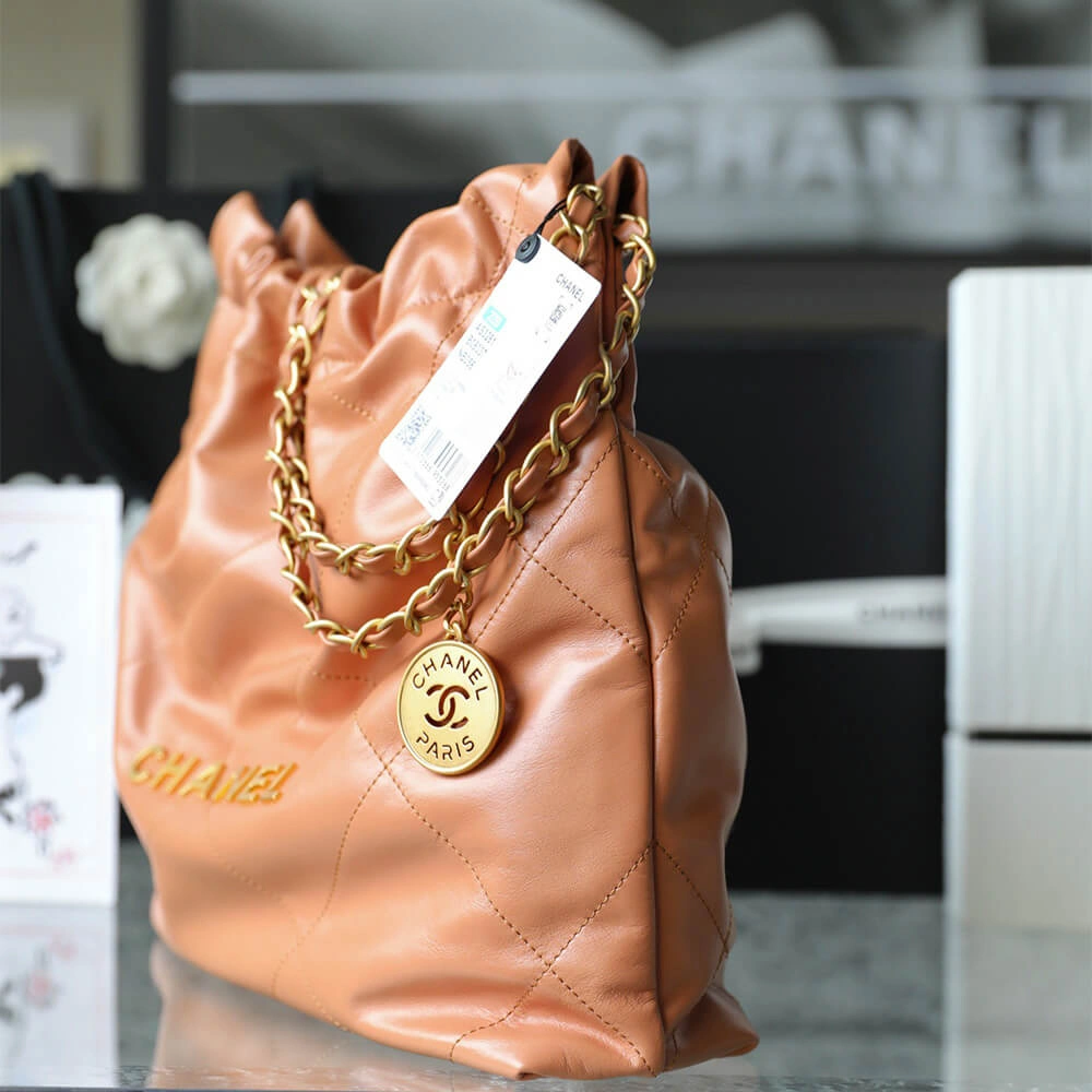 CHANEL 22 SMALL HANDBAG(high-end grade) Attractive 1530