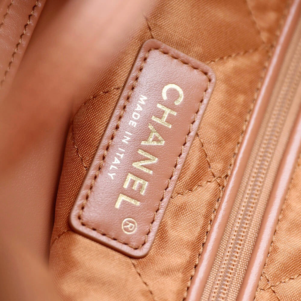 CHANEL 22 SMALL HANDBAG(high-end grade) Attractive 1530