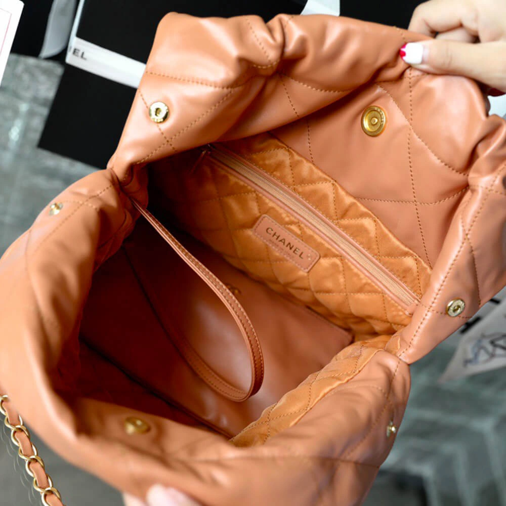 CHANEL 22 SMALL HANDBAG(high-end grade) Attractive 1530