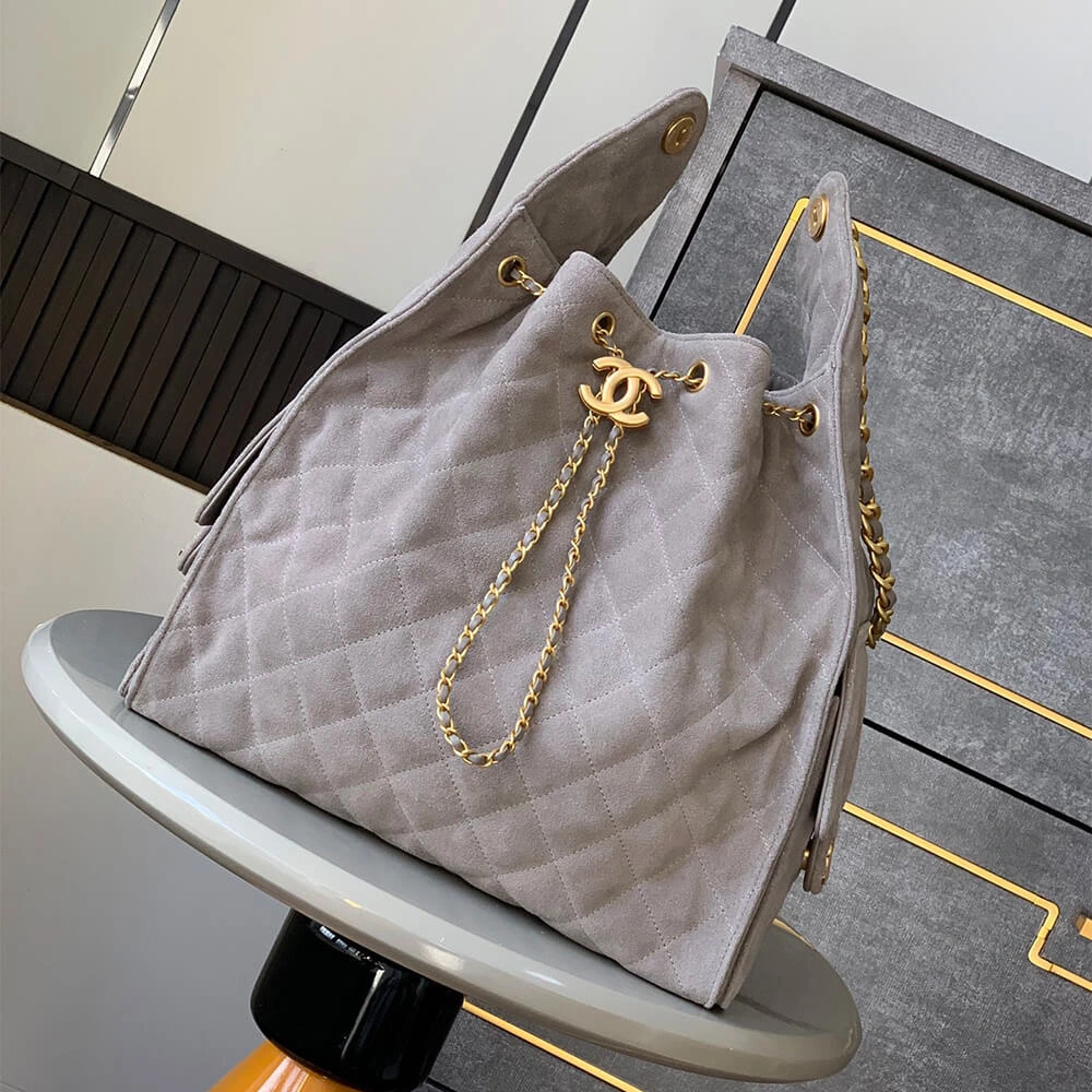 CHANEL 25 Medium Handbag SUEDE(high-end grade) Modern 1550