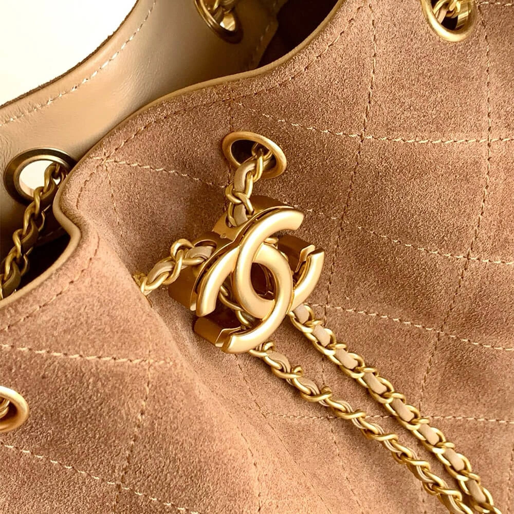 Vibrant CHANEL 25 Medium Handbag SUEDE(high-end grade) 1551