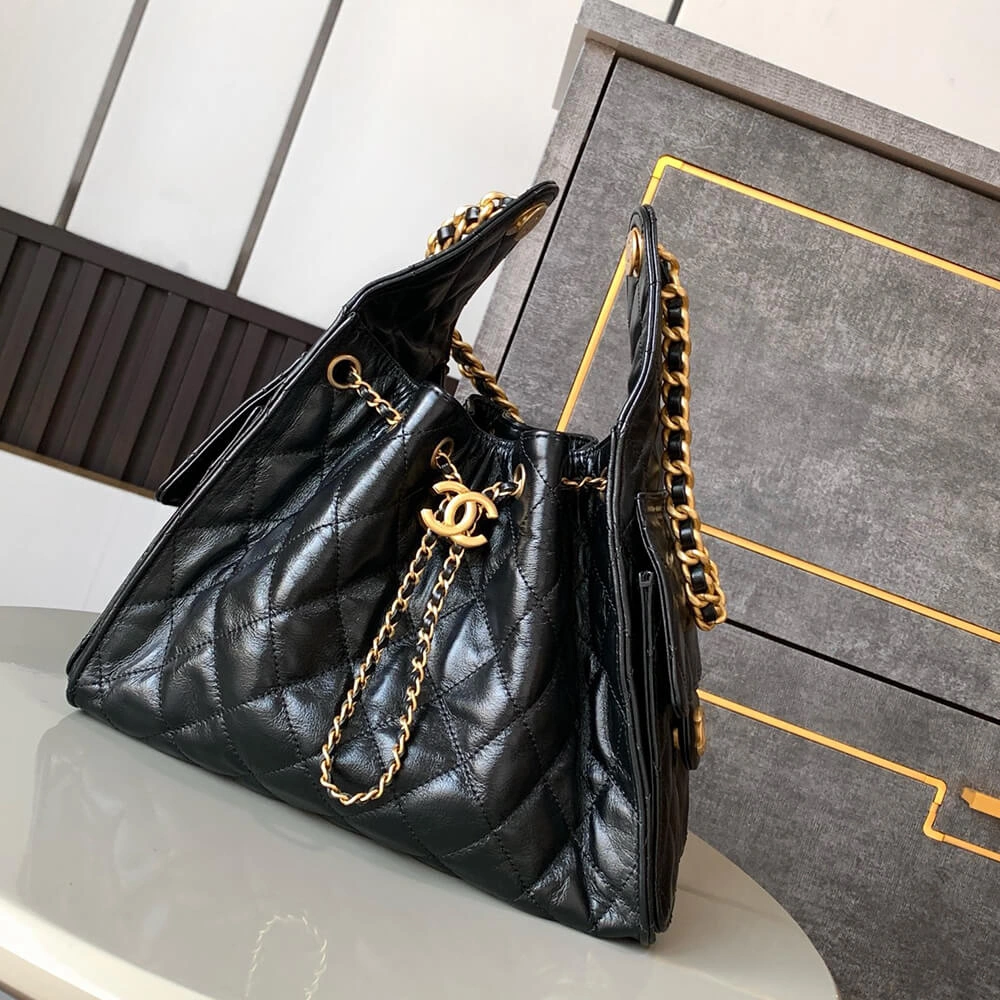 CHANEL 25 Small Handbag(high-end grade) Effortless 1579