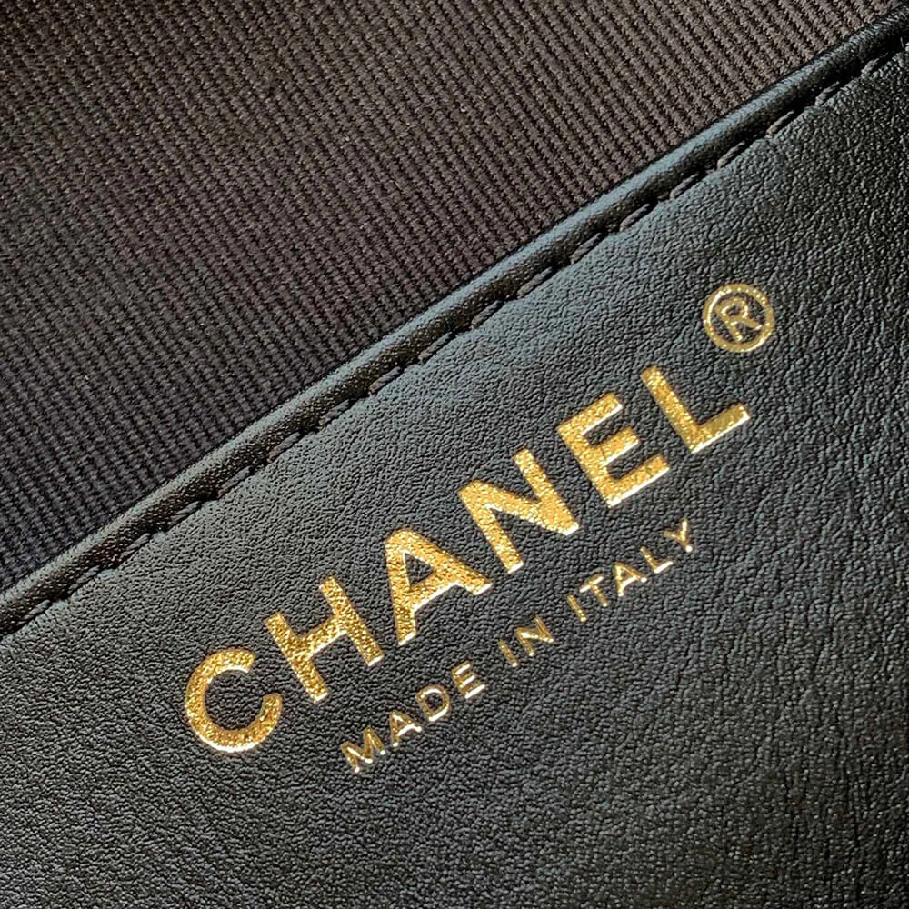 CHANEL 25 Small Handbag(high-end grade) Effortless 1579