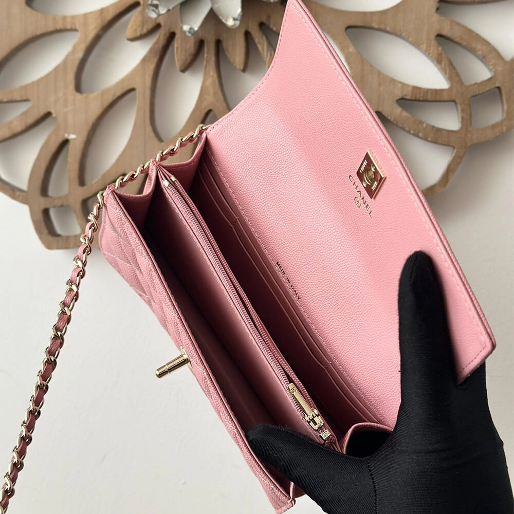 TimelessDesign CHANEL Chain Clutch 1469
