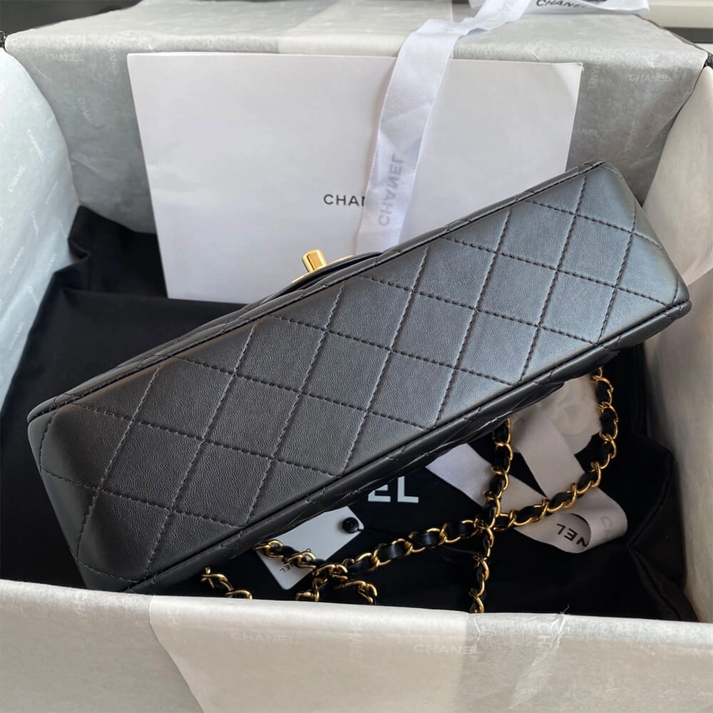 CHANEL  11.12 Handbag(HIGH-END GRADE) HighQuality 1312
