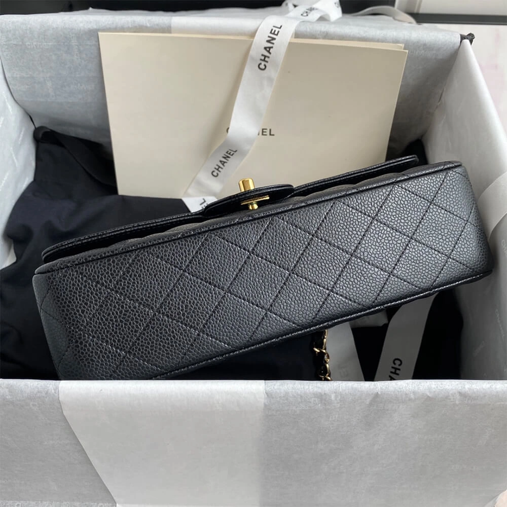 SmoothTexture CHANEL  11.12 Handbag 1335