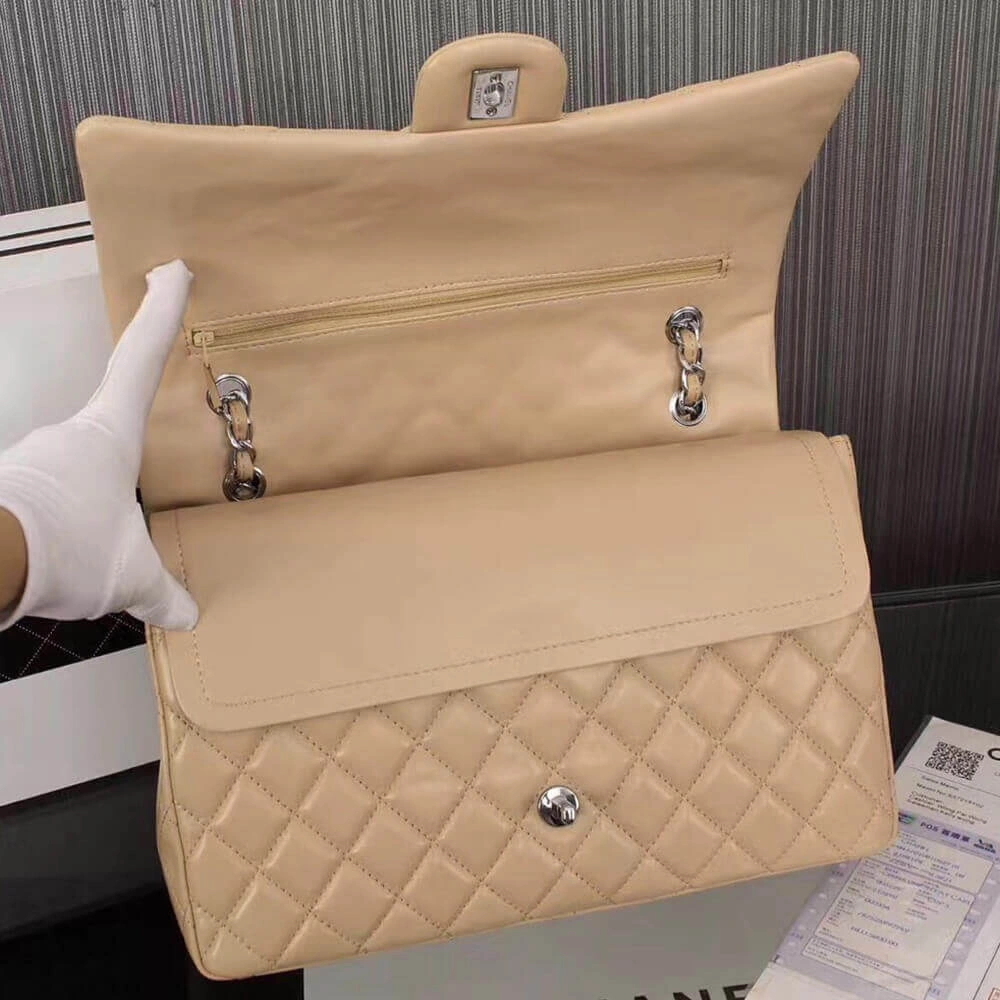 Timeless CHANEL  Maxi Handbag 1626