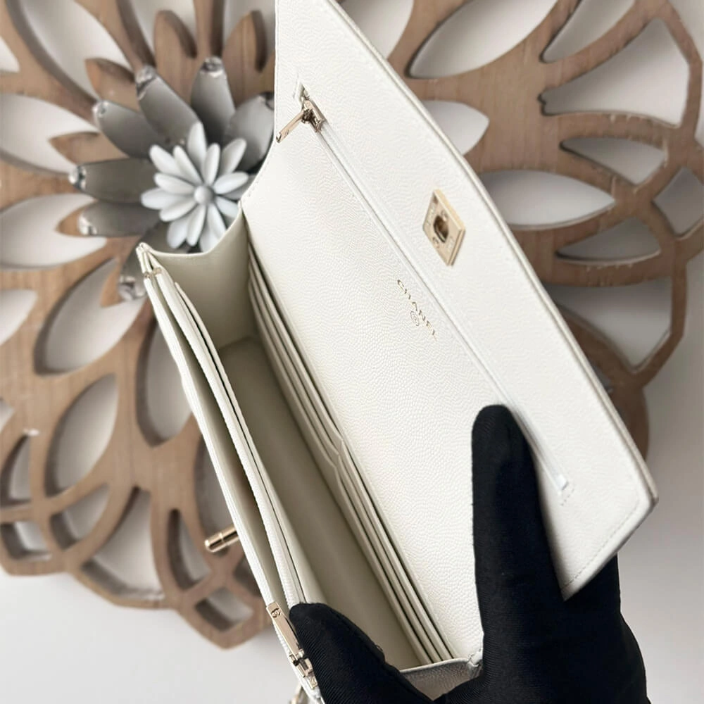 CHANEL Clutch With Chain(high-end grade) Affordable 1541