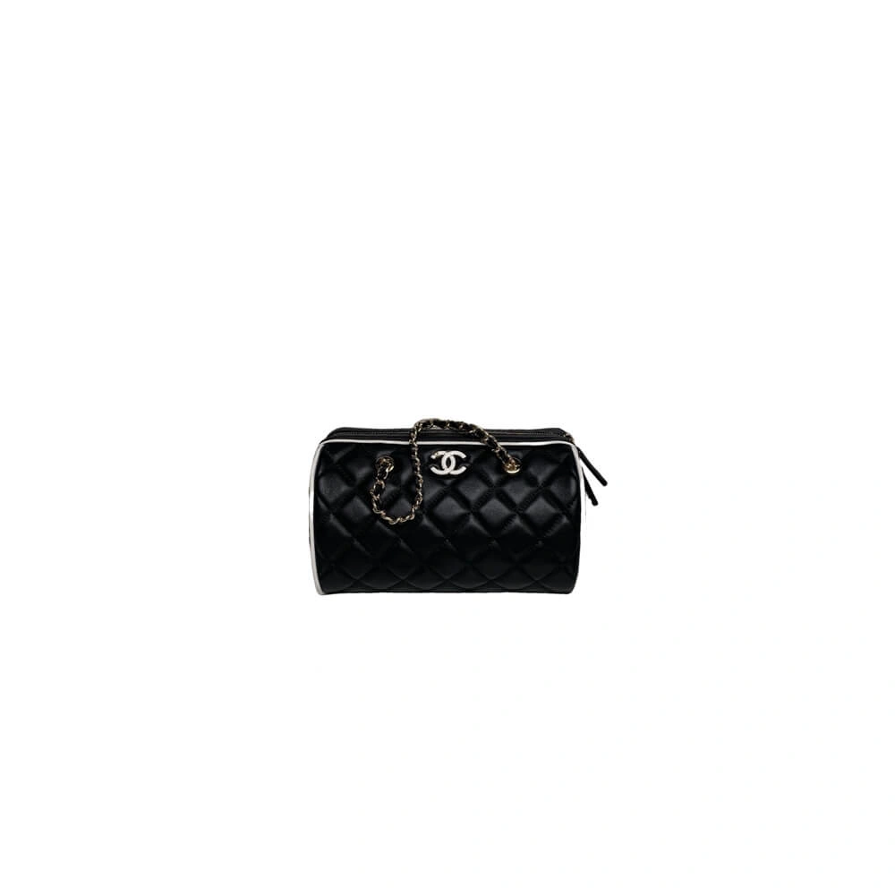 Youthful CHANEL Clutch with Chain(HIGH-END GRADE) 1495