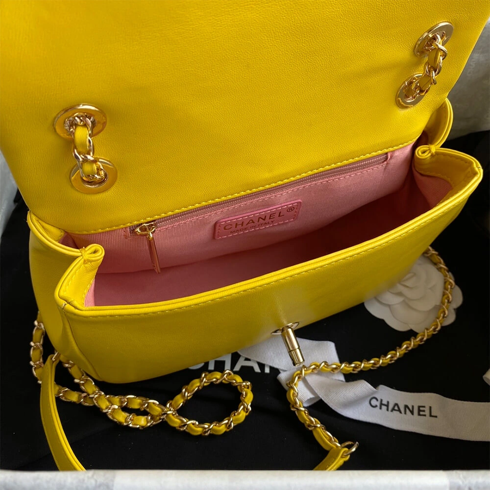 CHANEL Flap Bag Durable 1708