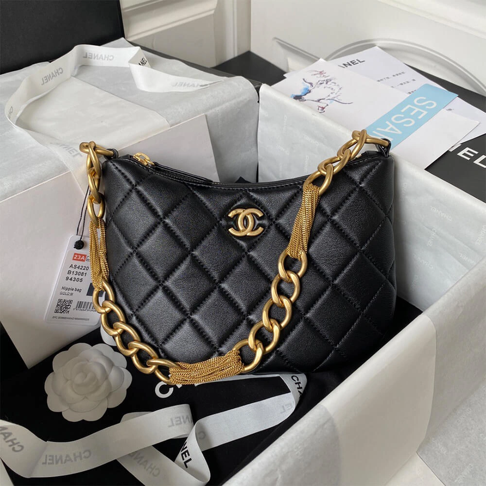 CHANEL HOBO HANDBAG Lightweight 1475