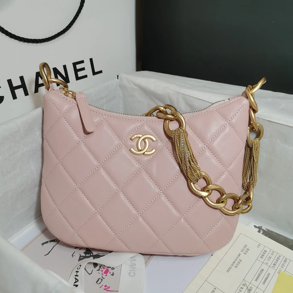 CHANEL HOBO HANDBAG Sleek 1477