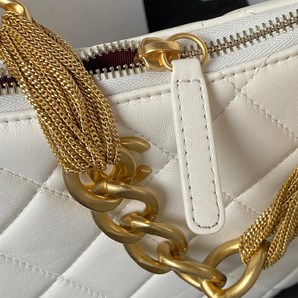 CHANEL HOBO HANDBAG Supportive 1453