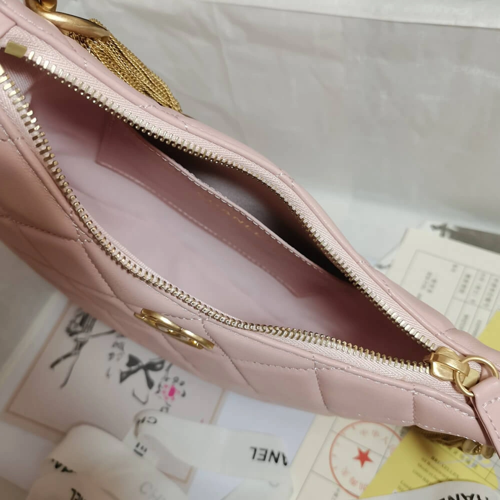 CHANEL HOBO HANDBAG Sleek 1477