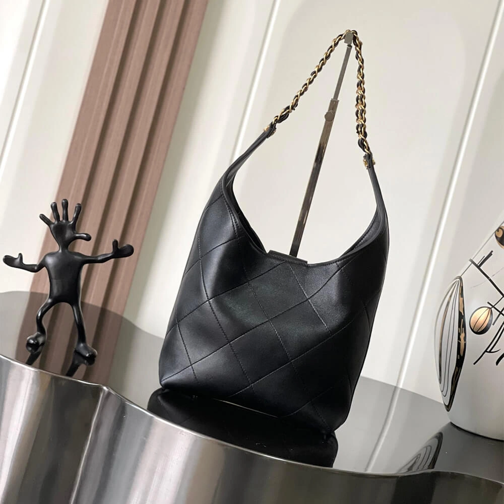 CHANEL Large Hobo Bag(HIGH-END GRADE) Durable 1575
