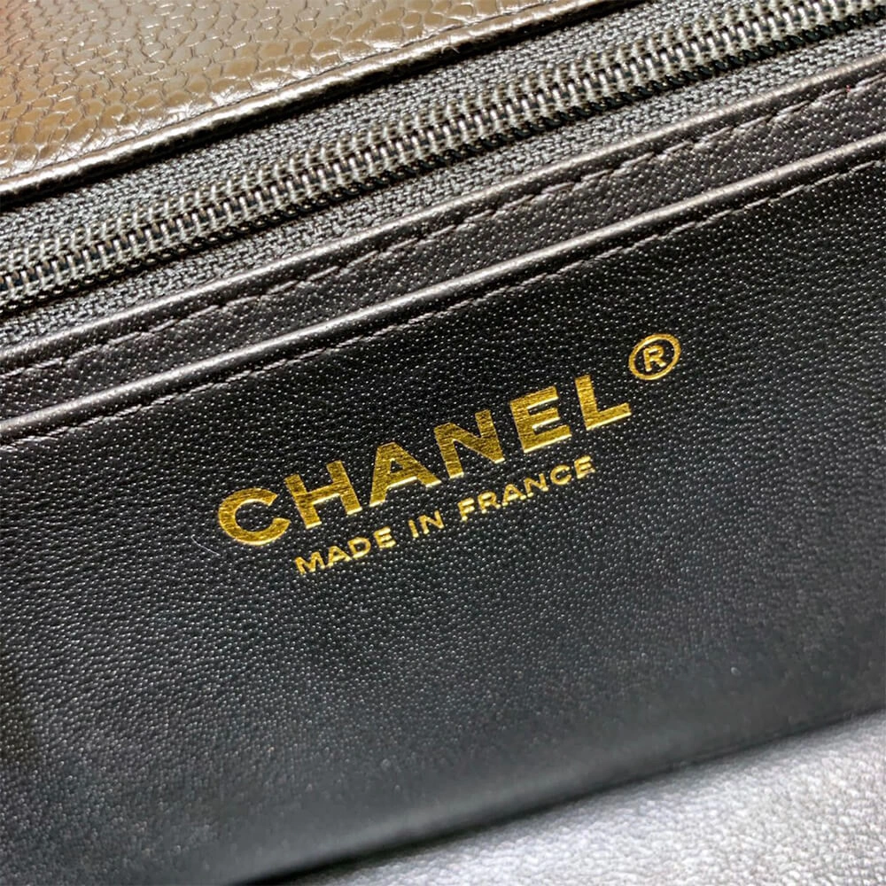 Resilient CHANEL MINI FLAP BAG 1653